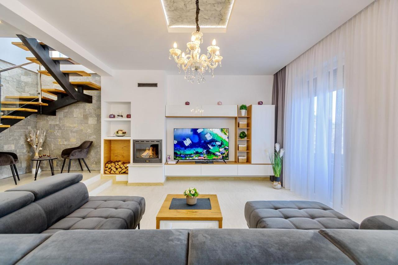 Luxury Stone Villa With Pool - Brisevo Extérieur photo