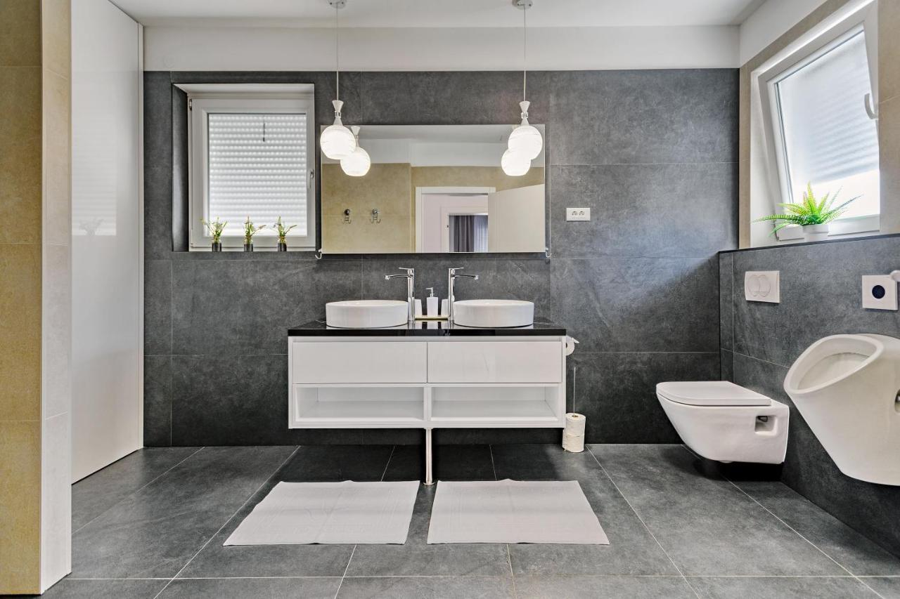 Luxury Stone Villa With Pool - Brisevo Extérieur photo